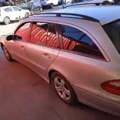 Sloopvoertuig mercedes-benz clase e (w211) familiar 112954 van het jaar 2003 aangedreven 