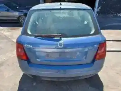 Veículo de Sucata fiat stilo (192) 192a1000 do ano 2001 alimentado 