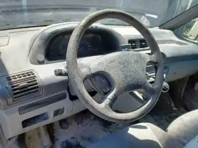 Scrapping Vehicle citroen jumpy wjy of the year 1995 powered 