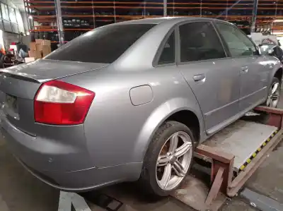 Vehículo de desguace AUDI A4 BERLINA (8E) 2.5 V6 24V TDI del año 2004 con motor BAU