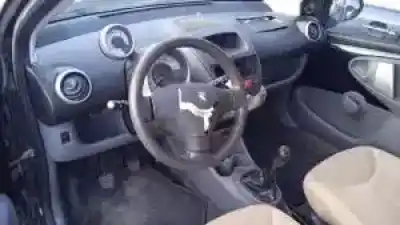 Veículo de Sucata peugeot 107 cfa do ano 2005 alimentado 