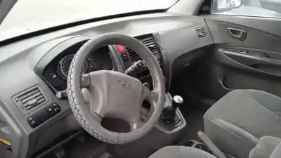 Scrapping Vehicle hyundai tucson (jm) d4ea-v of the year 2005 powered 