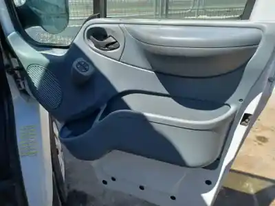 Здавання транспортного засобу ford transit combi (tt9) drfb року 2011 потужний 