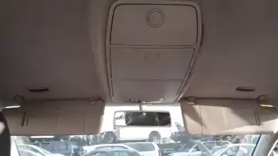 Véhicule à la ferraille volkswagen touran (1t1) bkd de l'année 2003 alimenté 
