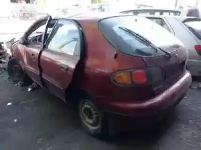 Veicolo di demolizione daewoo lanos 1.5 g a15sms-g dell'anno 2001 alimentato 