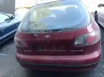 Veicolo di demolizione daewoo lanos 1.5 g a15sms-g dell'anno 2001 alimentato 