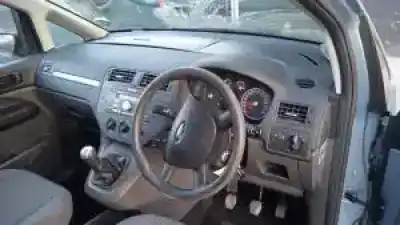 Veículo de Sucata ford focus c-max (cap) aoda.aodb.syda.g6da.hwda do ano 2003 alimentado 