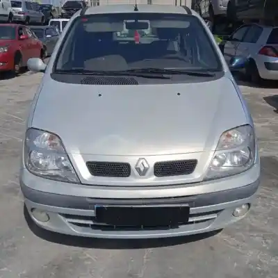 Scrapping Vehicle renault scenic (ja..) f9q744 of the year 2001 powered 