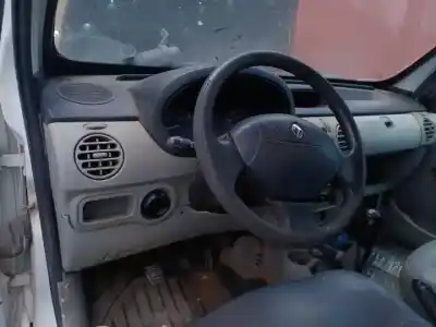 Veículo de Sucata renault kangoo i (f/kc0) k9k714 do ano 2005 alimentado  Veículo de Sucata renault kangoo i (f/kc0) k9k714 do ano 2005 alimentado