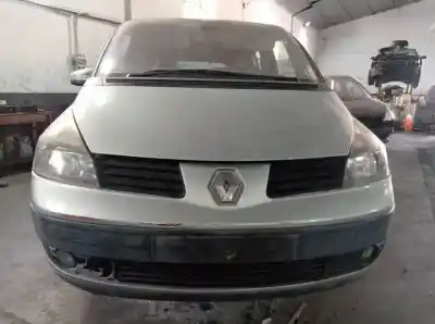 Здавання транспортного засобу RENAULT ESPACE IV (JK0) F4RV7 року 2002 потужний 