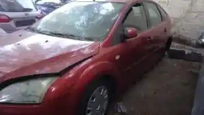 Veicolo di demolizione ford focus berlina (cap) g/hwda dell'anno 2006 alimentato 