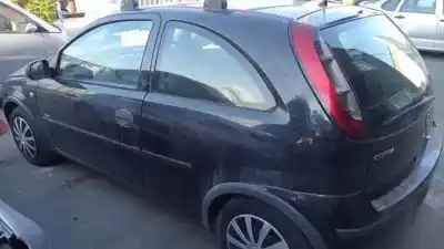 Здавання транспортного засобу opel corsa c z10xep року 2003 потужний 