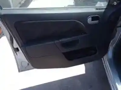 Veicolo di demolizione ford fiesta (cbk) hhja dell'anno 2004 alimentato 