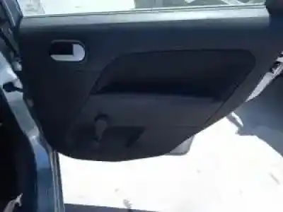 Veicolo di demolizione ford fiesta (cbk) hhja dell'anno 2004 alimentato 