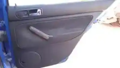 Veicolo di demolizione volkswagen golf iv berlina (1j1) d-ahf dell'anno 1997 alimentato 