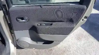 Veículo de Sucata renault scenic ii k9k737 do ano 2005 alimentado 