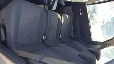 Veículo de Sucata renault scenic ii k9k737 do ano 2005 alimentado 