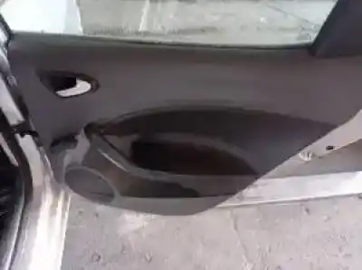 Veículo de Sucata seat ibiza (6j5) cfwa do ano 2010 alimentado 