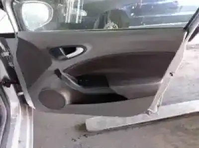 Veículo de Sucata seat ibiza (6j5) cfwa do ano 2010 alimentado 