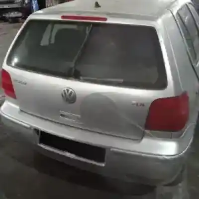 Veicolo di demolizione volkswagen polo berlina (6n2) amf dell'anno 1999 alimentato 