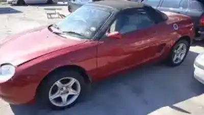 Veicolo di demolizione mg rover mg zs (t/rt) 18k4f dell'anno 2002 alimentato 