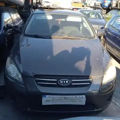 Scrapping Vehicle KIA CEE´D (ED) G4FAL of the year 2010 powered 