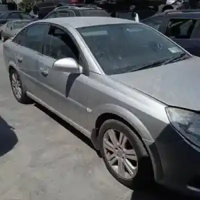 Vehicul casat opel vectra c berlina z18xer al anului 2006 alimentat 
