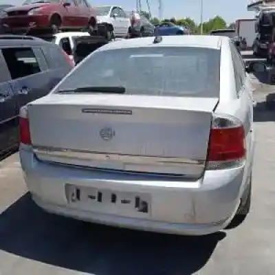 Vehicul casat opel vectra c berlina z18xer al anului 2006 alimentat 