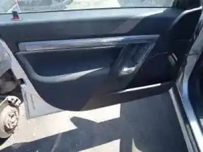 Vehicul casat opel vectra c berlina z18xer al anului 2006 alimentat 