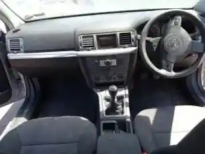 Vehicul casat opel vectra c berlina z18xer al anului 2006 alimentat 