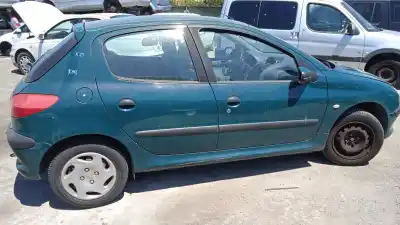 Sloopvoertuig peugeot                                            206 berlina                                                                                                                                                                                                                                                xt                                                                                                                                                                                                                                                         van het jaar 1999 aangedreven kfx