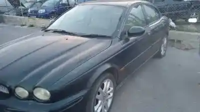 Scrapping Vehicle jaguar x-type i (x400) 2.5 v6 a las 4 ruedas of the year 2001 powered 