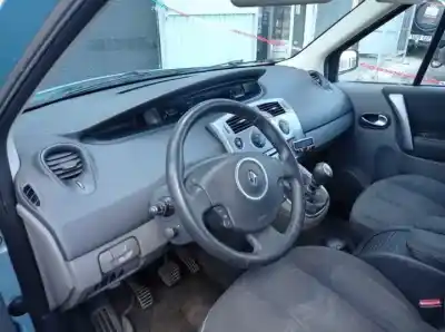 Здавання транспортного засобу renault scénic ii (jm0/1_) 2.0 (jm05, jm0u, jm1n, jm1u, jm2v) року 2006 потужний 