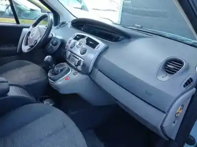 Здавання транспортного засобу renault scénic ii (jm0/1_) 2.0 (jm05, jm0u, jm1n, jm1u, jm2v) року 2006 потужний 
