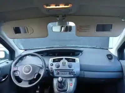 Здавання транспортного засобу renault scénic ii (jm0/1_) 2.0 (jm05, jm0u, jm1n, jm1u, jm2v) року 2006 потужний 