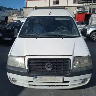 Sloopvoertuig fiat i scudo (222) rhz van het jaar 2004 aangedreven 
