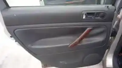 Veículo de Sucata volkswagen passat variant (3b6) amx do ano 2001 alimentado 