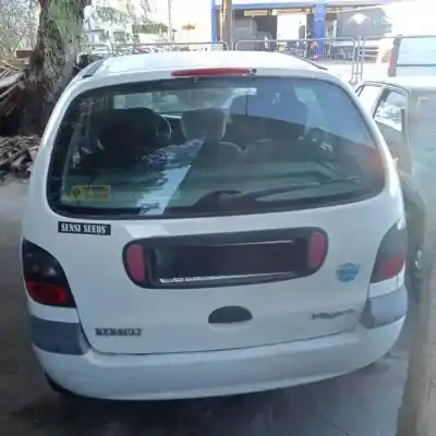 Здавання транспортного засобу renault megane i scenic (ja0) k7m702 року 1999 потужний 