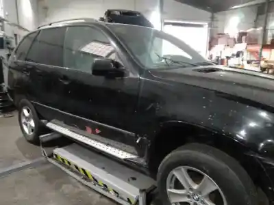 Veículo de Sucata bmw x5 (e53) m57-306d1 do ano 2003 alimentado 