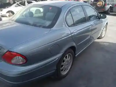 Veículo de Sucata jaguar x-type i (x400) 2.5 v6 a las 4 ruedas do ano 2003 alimentado 