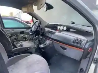 Sloopvoertuig citroen c8 rhv van het jaar 2005 aangedreven 