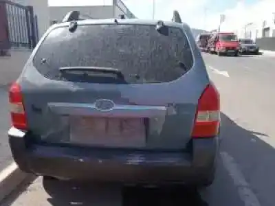 Scrapping Vehicle hyundai tucson (jm) d4ea-v of the year 2004 powered 