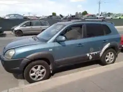Scrapping Vehicle hyundai tucson (jm) d4ea-v of the year 2004 powered 