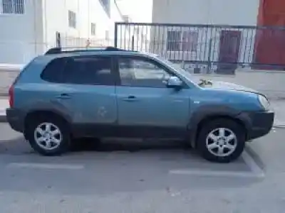 Scrapping Vehicle hyundai tucson (jm) d4ea-v of the year 2004 powered 