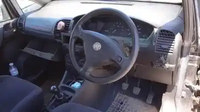 Scrapping Vehicle opel zafira a z16xe of the year 1999 powered 
