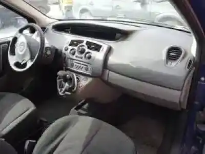 Veículo de Sucata renault scenic ii f9q803 do ano 2006 alimentado 