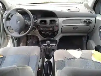 Здавання транспортного засобу renault scenic (ja..) k4j750 року 2000 потужний 