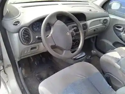 Здавання транспортного засобу renault scenic (ja..) k4j750 року 2000 потужний 