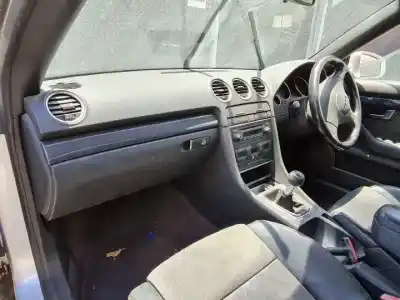 Здавання транспортного засобу audi a4 cabrio (8h) 2.4 v6 30v cat (bdv) року 2002 потужний 