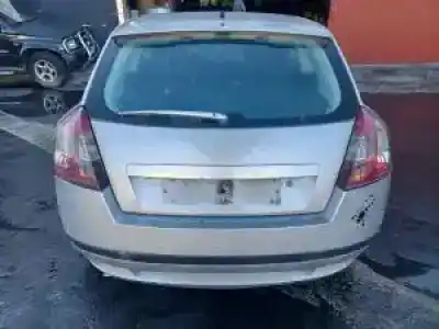 Veicolo di demolizione fiat stilo (192) g/ 182b6000 dell'anno 2002 alimentato 